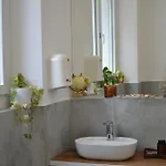 Vienna Hotel *