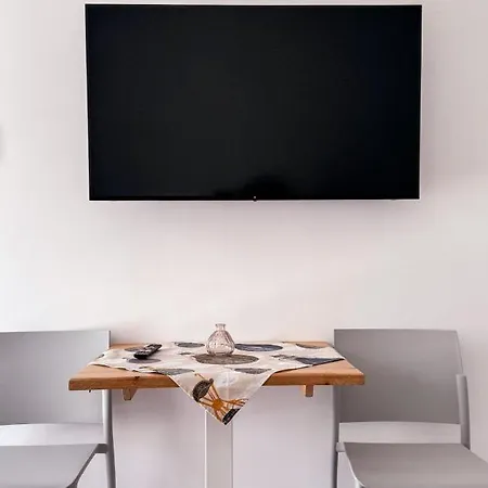Vienna Hotel Pesaro