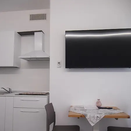 Ξενοδοχείο Vienna Πέζαρο